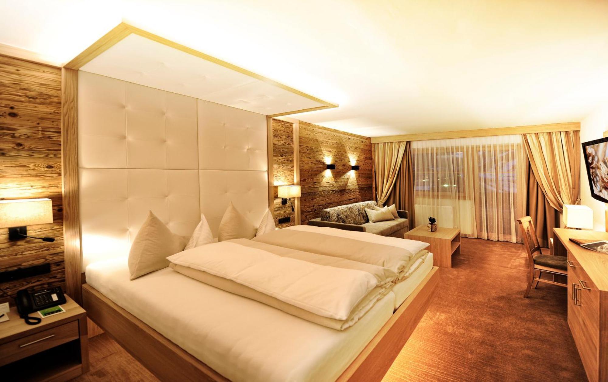 Salnerhof Superior Lifestyle Resort Ischgl Room photo