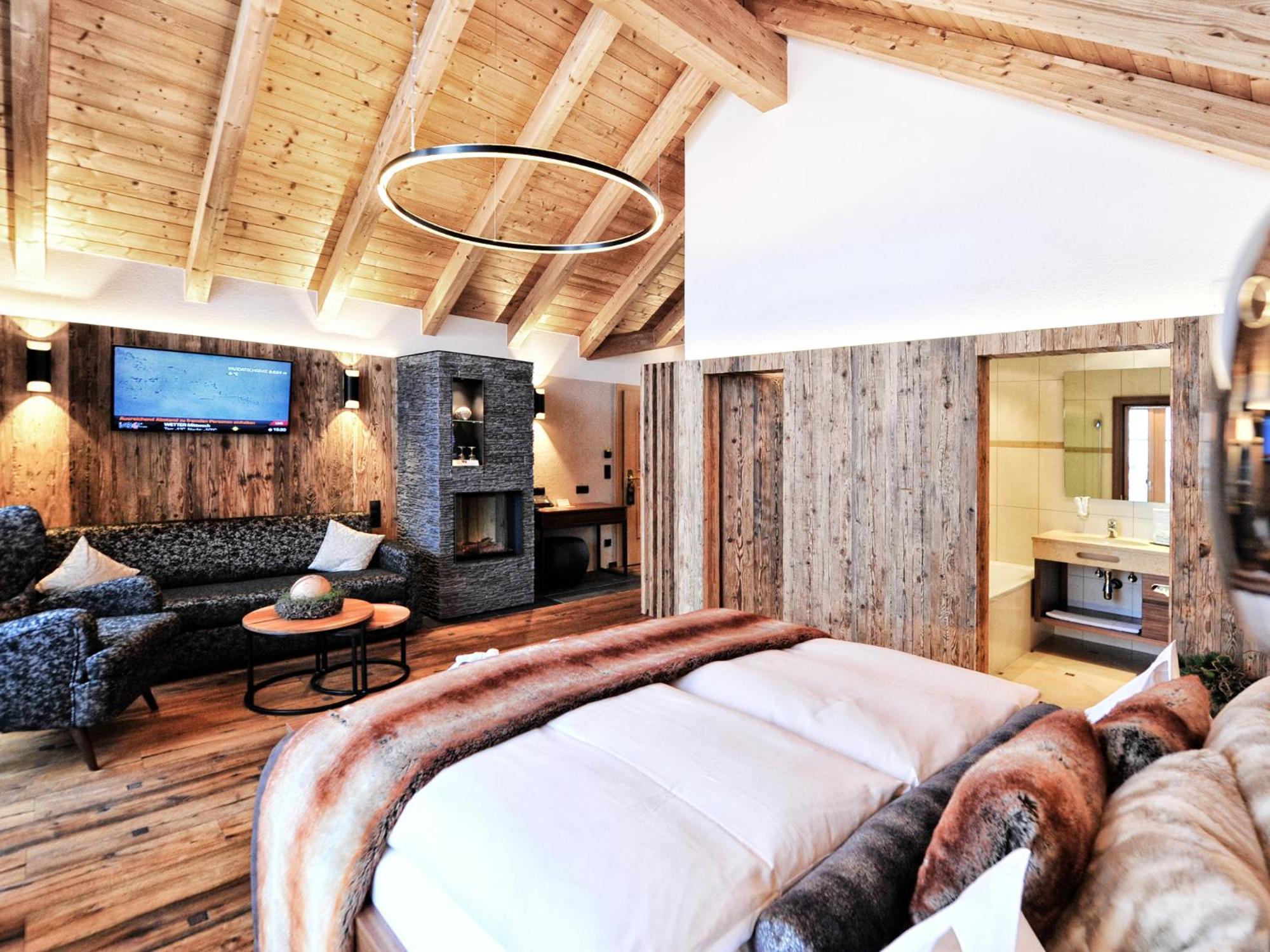 Salnerhof Superior Lifestyle Resort Ischgl Room photo